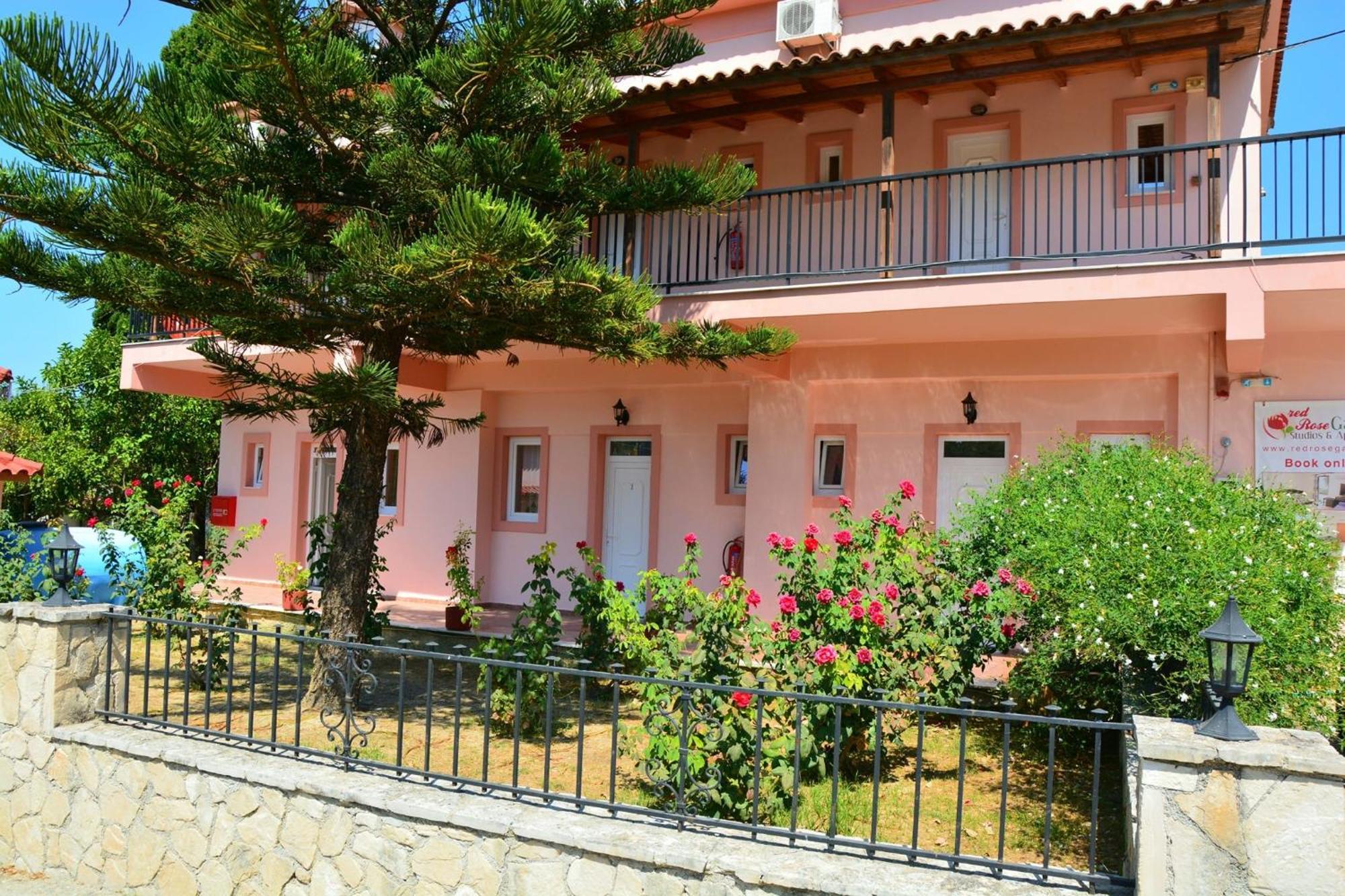 Red Rose Garden Apartment Tsilivi  Bagian luar foto
