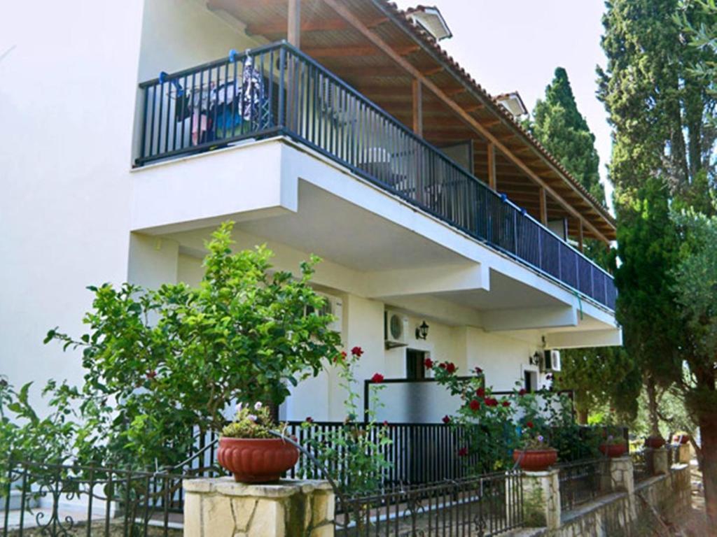 Red Rose Garden Apartment Tsilivi  Bagian luar foto